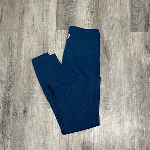 Women's Navy Leggings Size Small Love Her